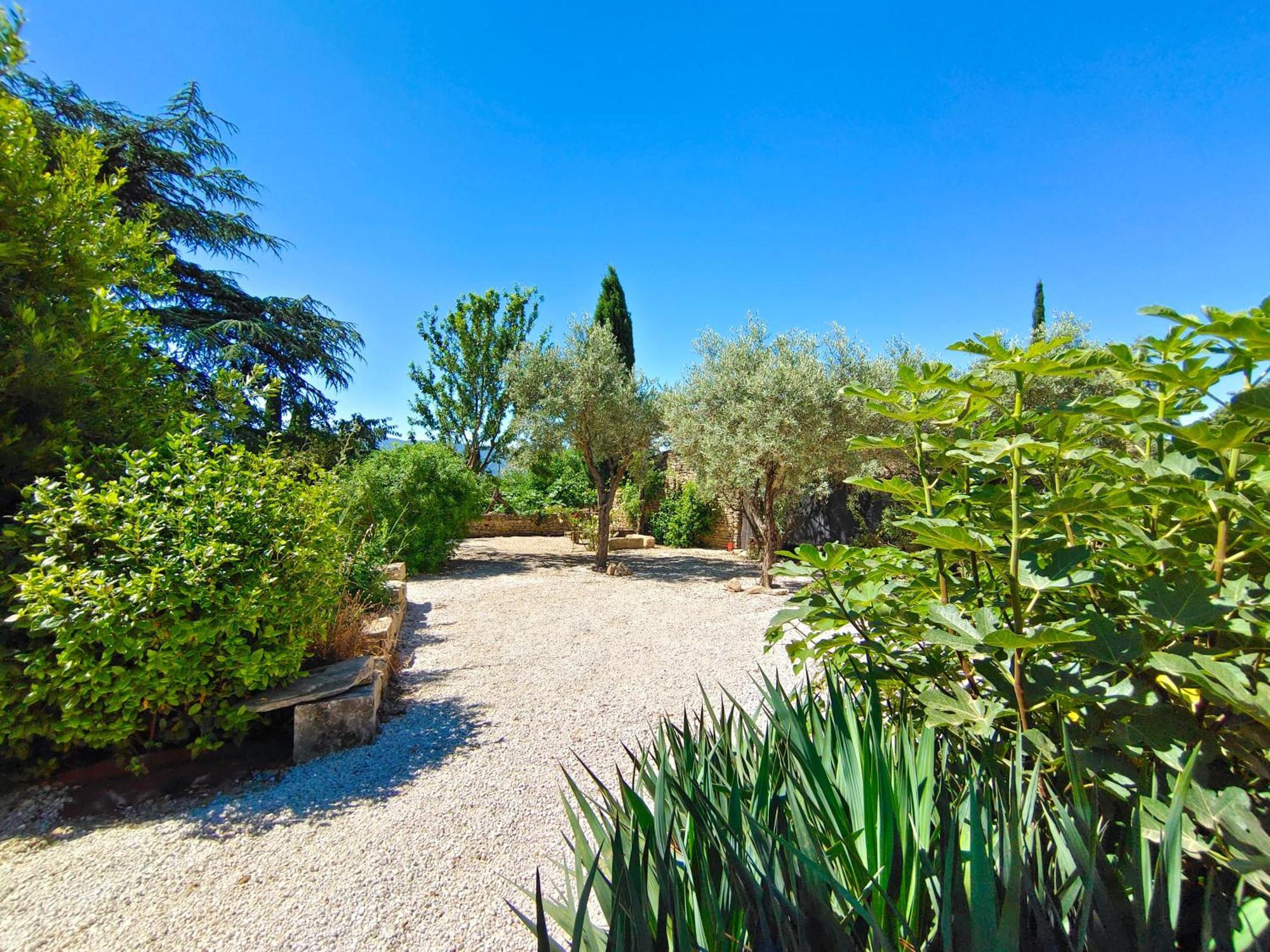 Rue Du Chateau A Cabrieres D'Avignon Bed and Breakfast Exteriör bild